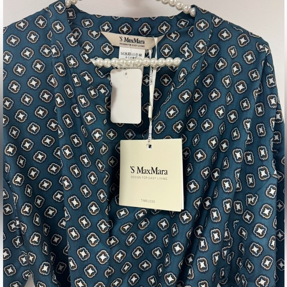 Max Mara All Over Printed Tie Waist Dress. - Picture 6 of 9